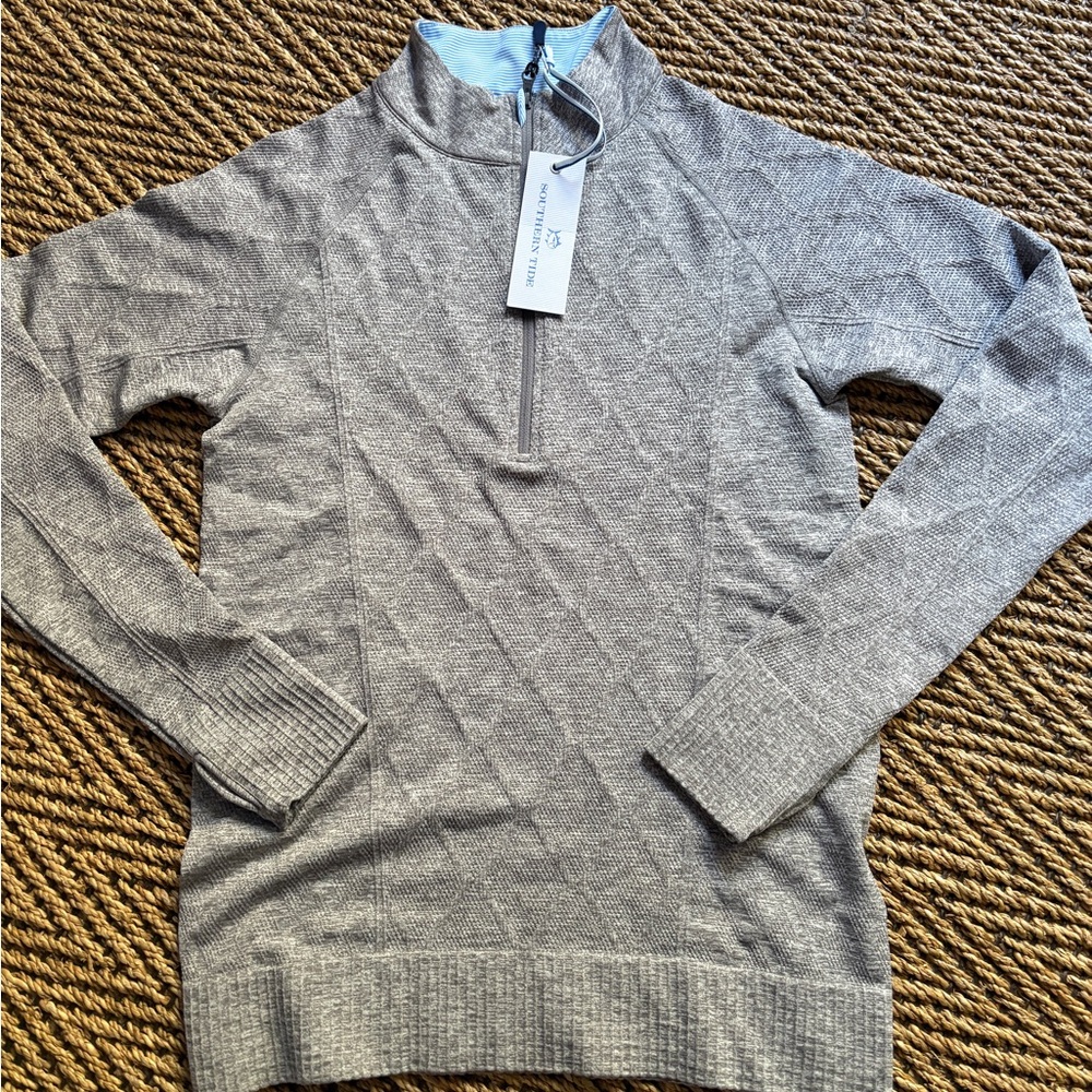 Southern Tide, women’s performance quarter-zip, size small.